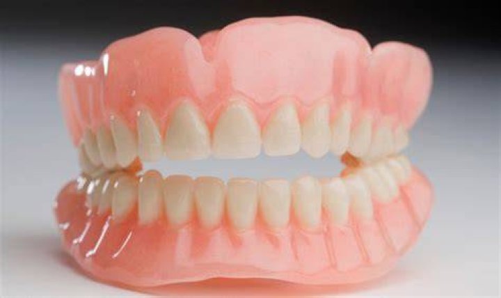 Do dentures look real?