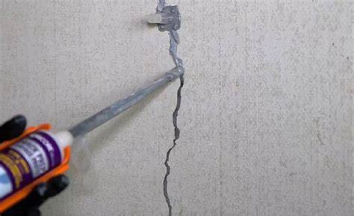 How do you cover up cracks in plastic?