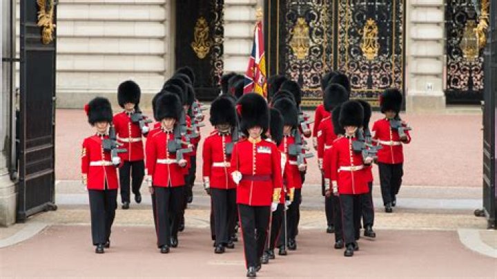 Why do the Queen's guards stomp?